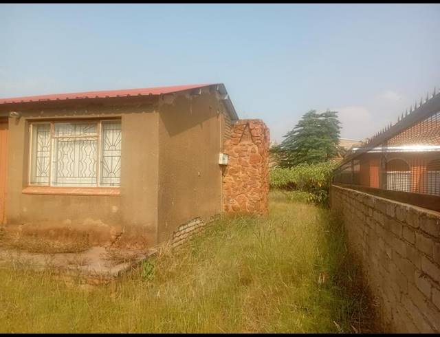 2 BEDROOM HOUSE FOR SALE IN SOSHANGUVE G